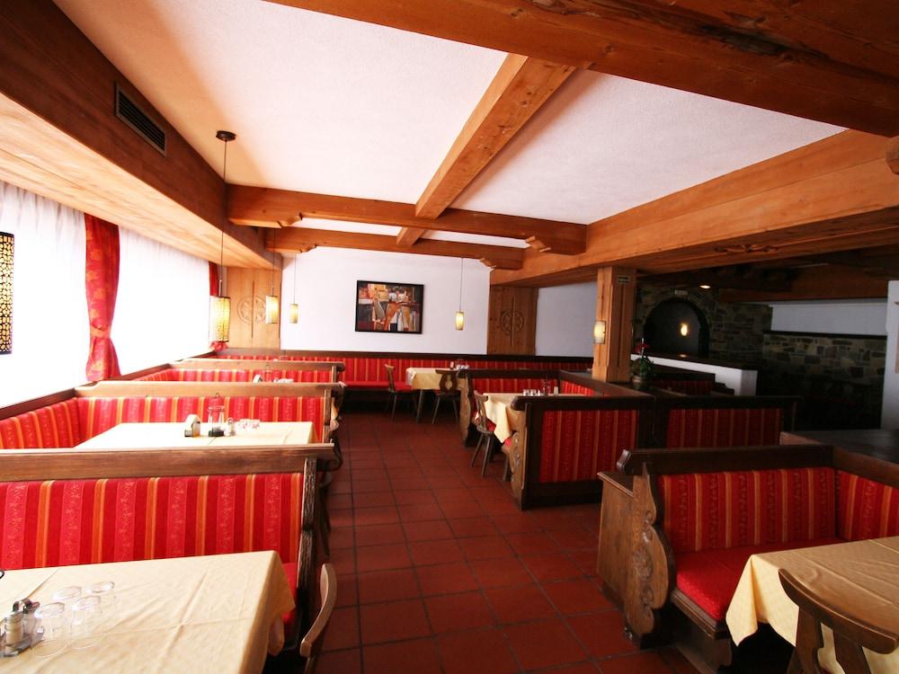 First Mountain Hotel Zillertal Aschau Im Zillertal Exterior foto