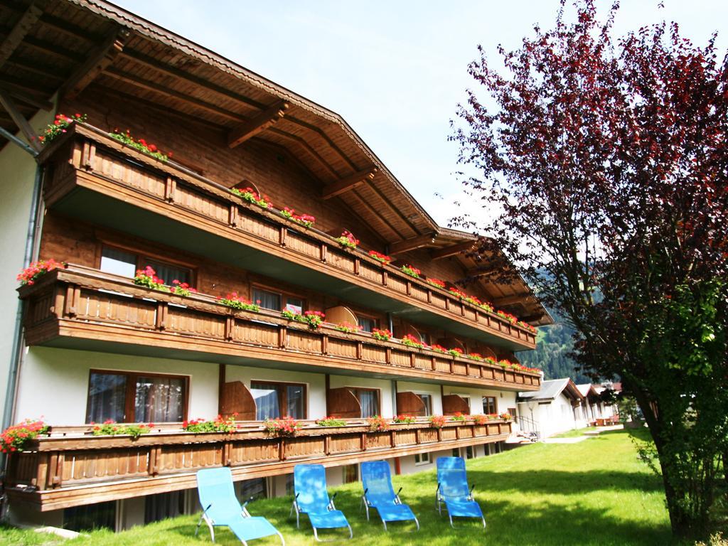 First Mountain Hotel Zillertal Aschau Im Zillertal Exterior foto